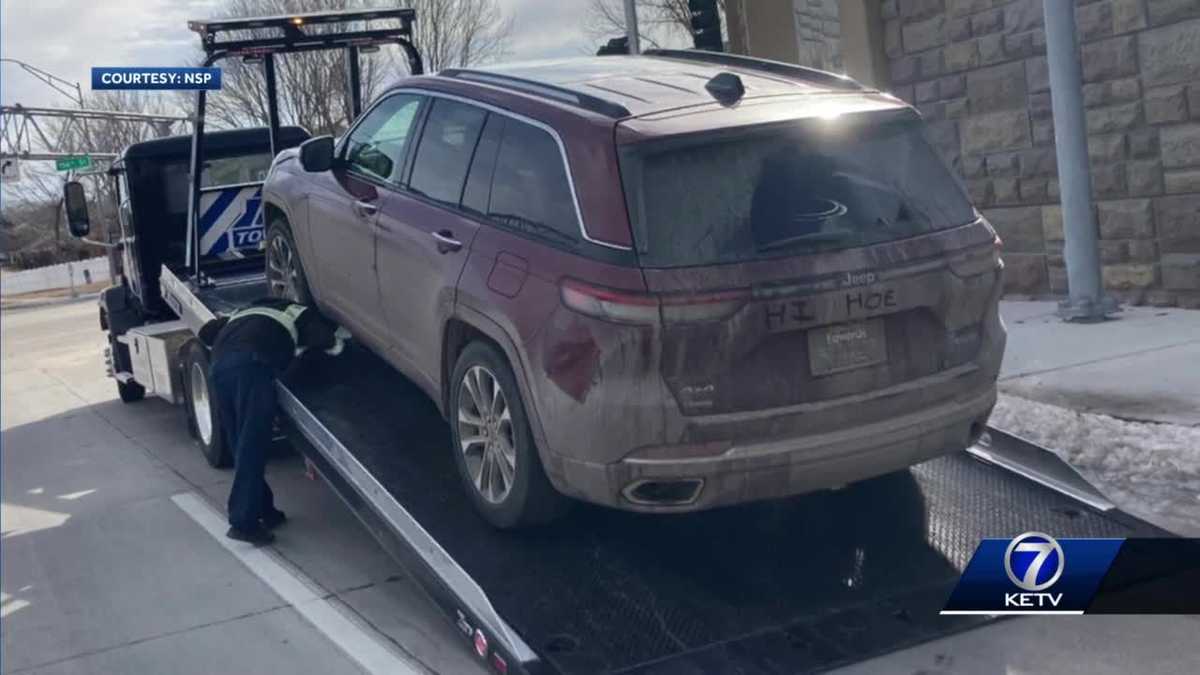 NSP arrests two people after high-speed pursuit in west Omaha