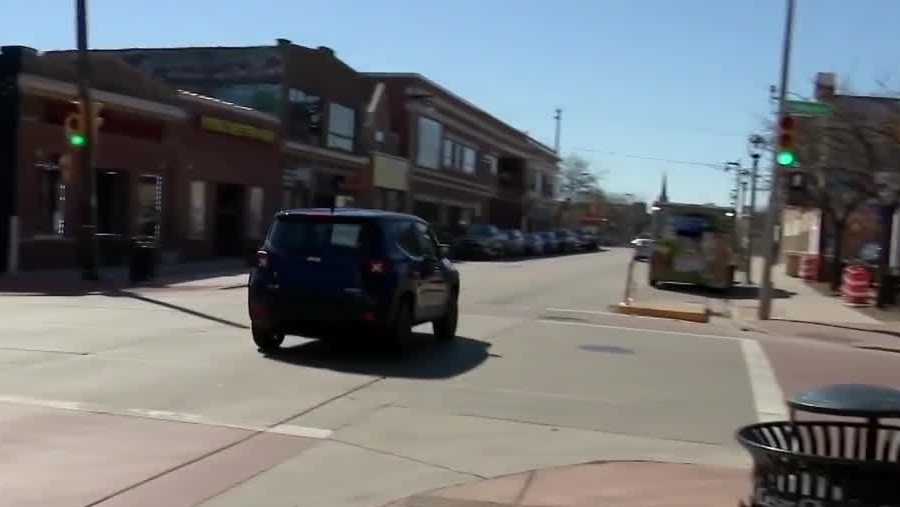 Milwaukee Common Council votes to rename Cesar Chavez Drive after abuse allegations