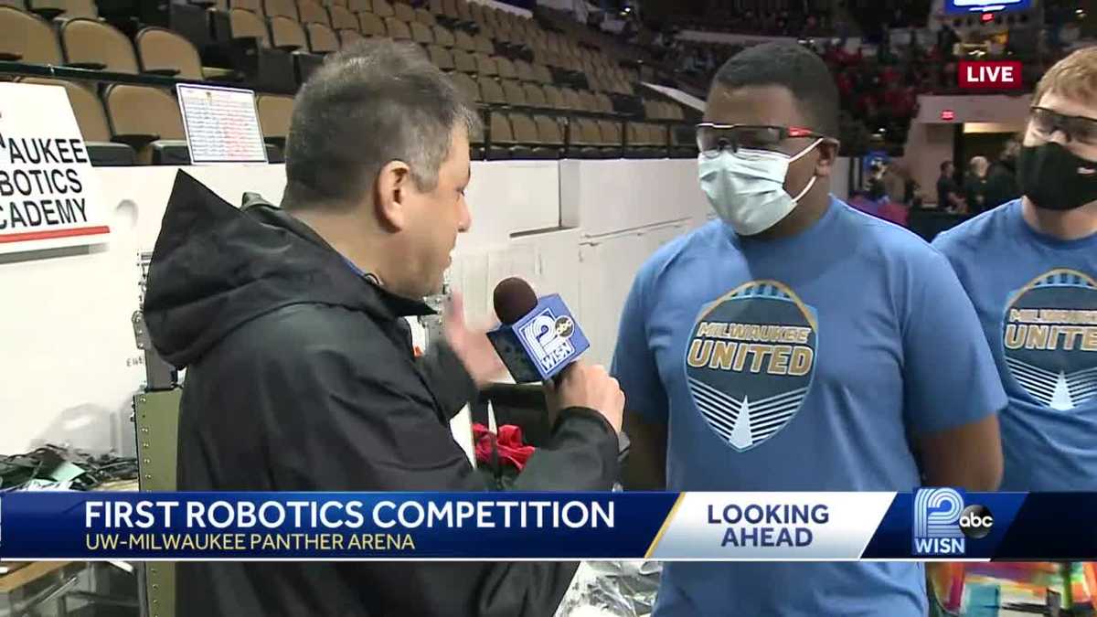 Competition gets underway at First Robotics Wisconsin Regional Competition - Image