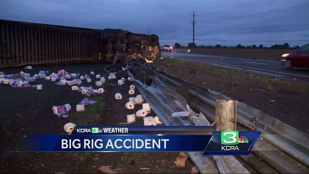 Weather causes big rig crash on Hwy. 99 in Galt
