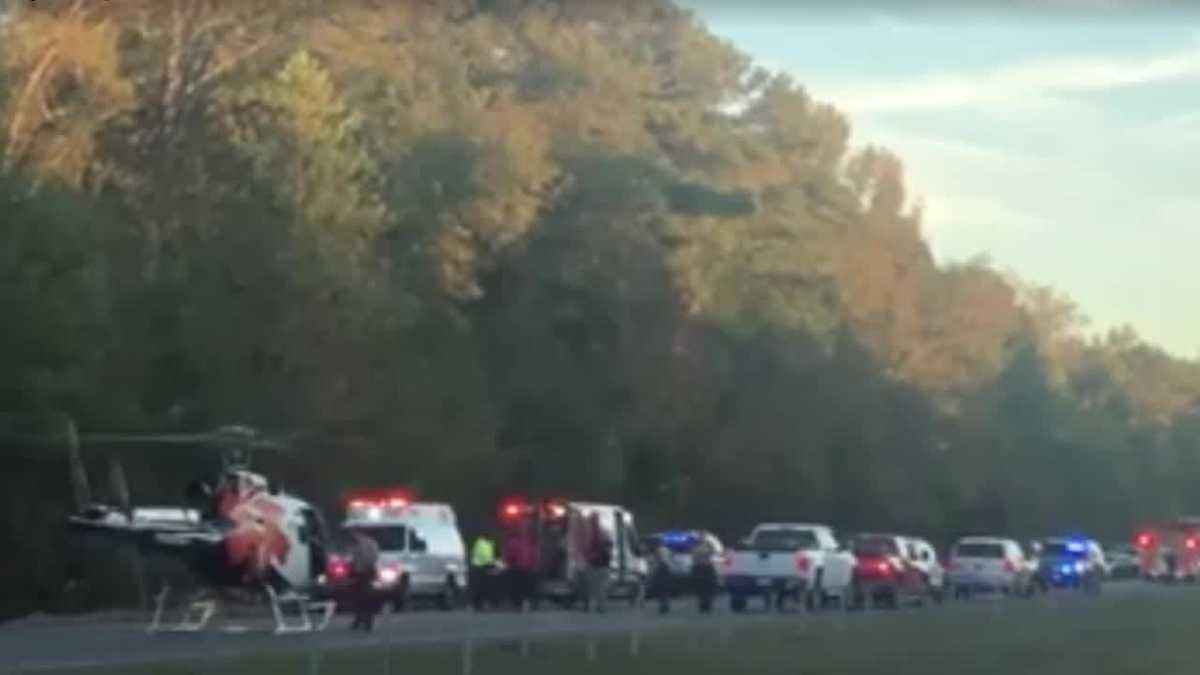 Crash shuts down I-65 North in Clanton