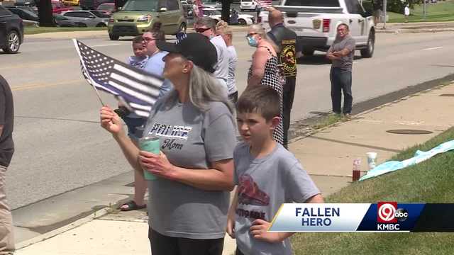Family of KCPD officer want to honor both Daniel Vasquez and all KC police - Vimarsana News