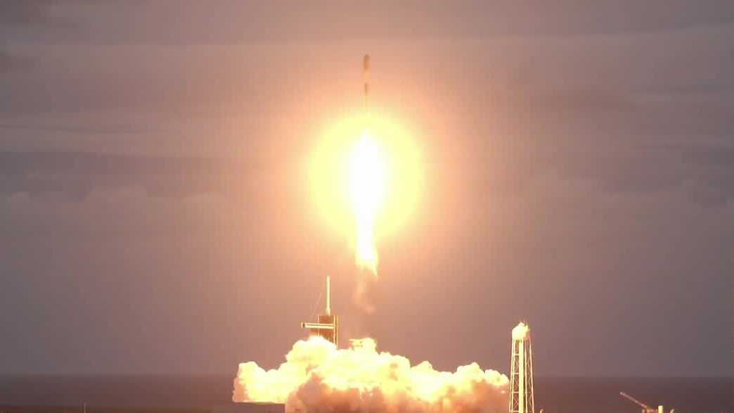SpaceX launches Falcon 9 rocket from Kennedy Space Center