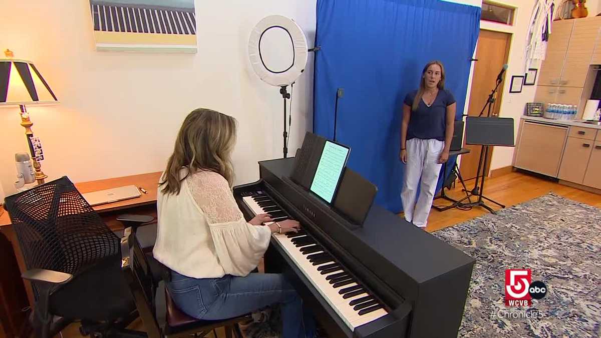Lynnfield vocal instructor has trained Broadway's best