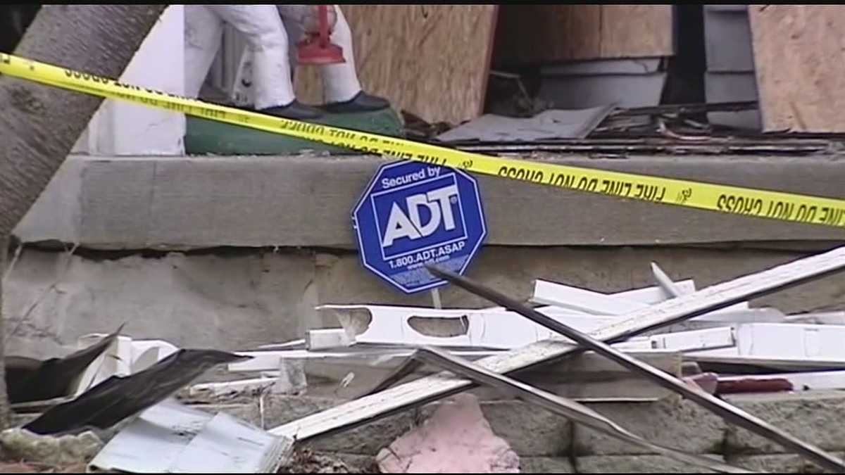 Investigators continue Hamilton fire investigation for third day