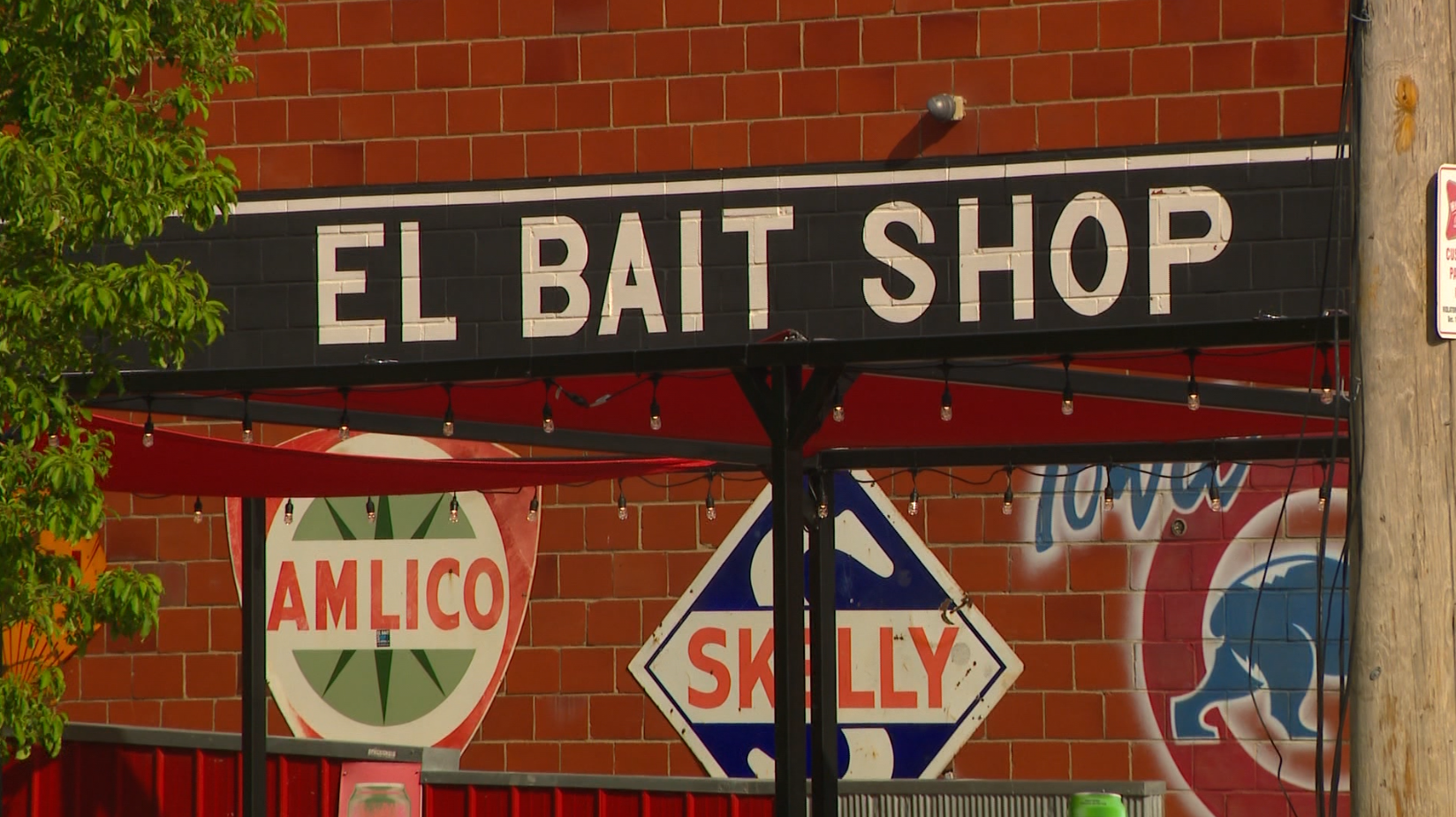 El Bait Shop celebrates 20 years in downtown Des Moines