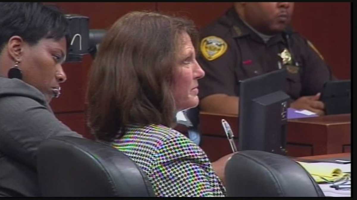 Second trial begins for woman accused of burning down her business