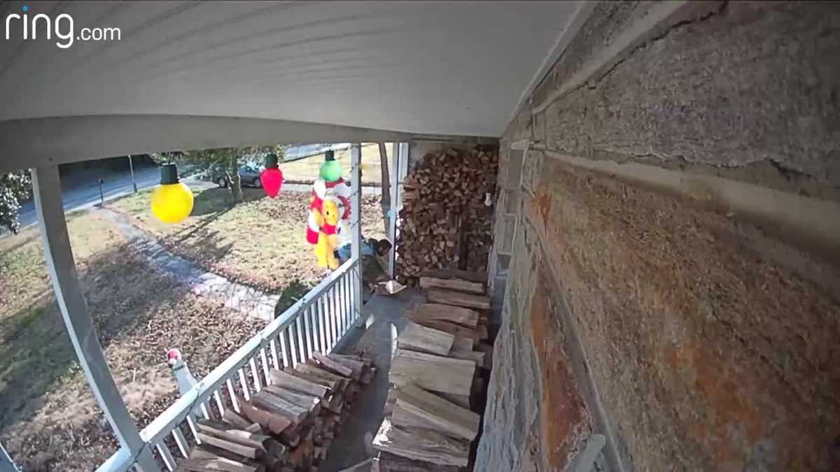 Porch Pirate Steals Christmas Presents Meant For 10 Year Old Victim Says 0665