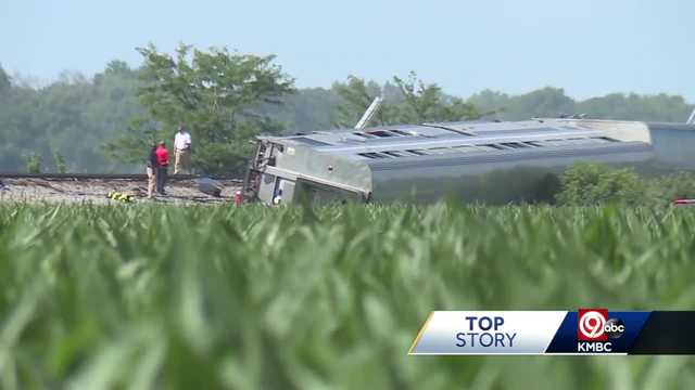 Dump truck company involved in Amtrak crash near Mendon asks judge to stop lawsuit - Vimarsana News