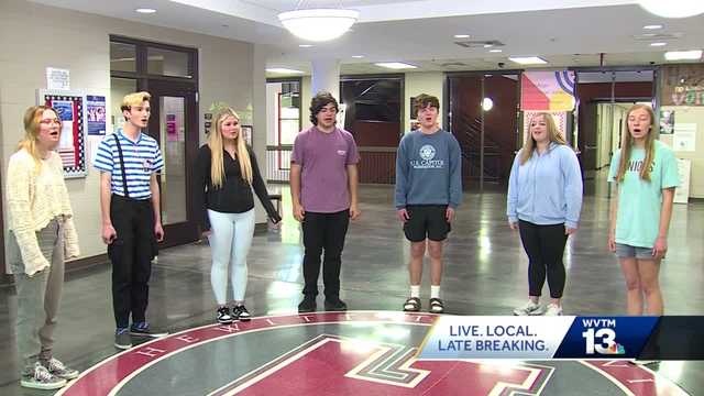 Hewitt-Trussville High choir members go viral - Vimarsana News