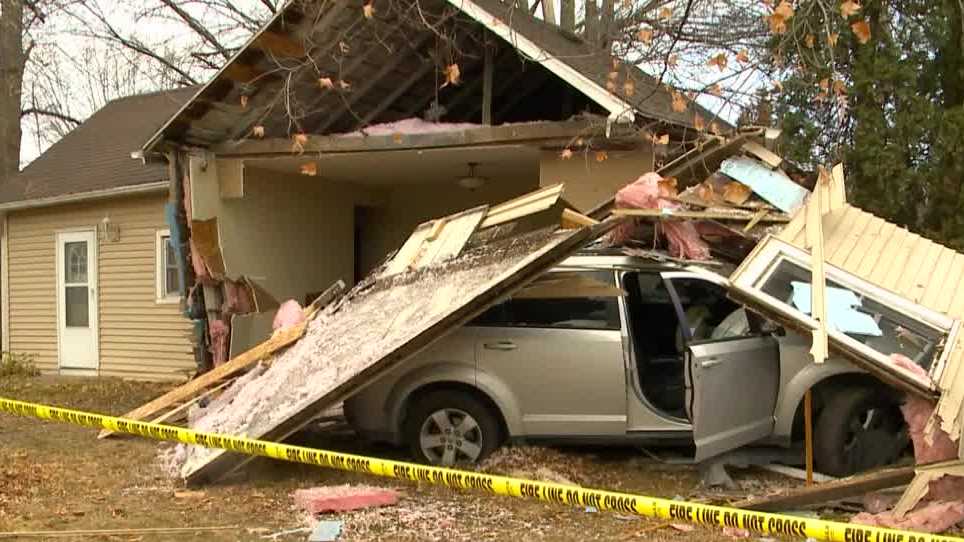 Adel, Iowa, house damaged in crash