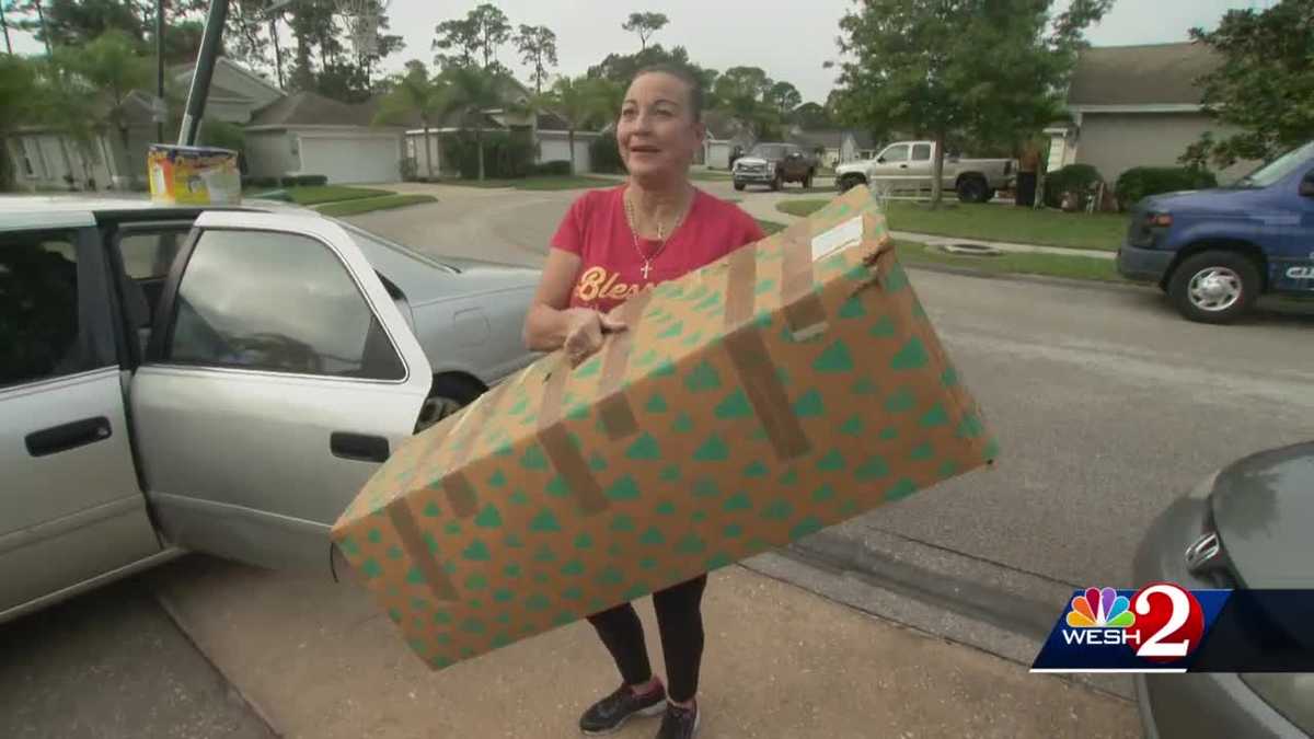 Brevard County woman delivers Christmas trees to families in need