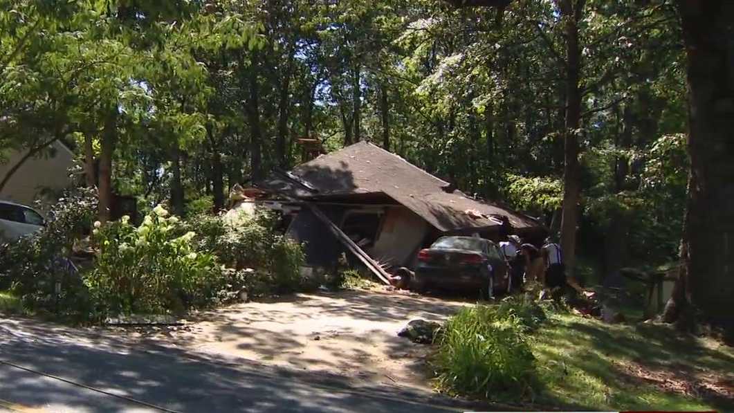 Officials : Annapolis house explosion accidental in nature