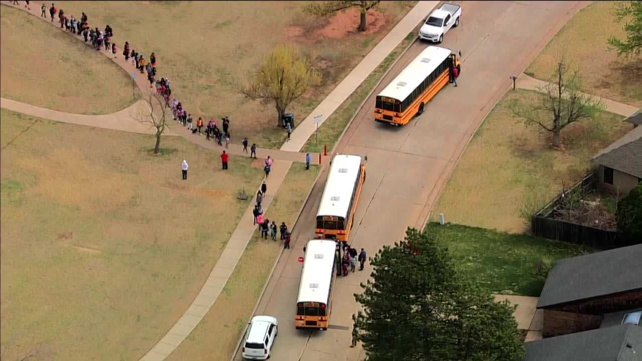 Oklahoma City Crews Evacuating Area Because Of Gas Leak