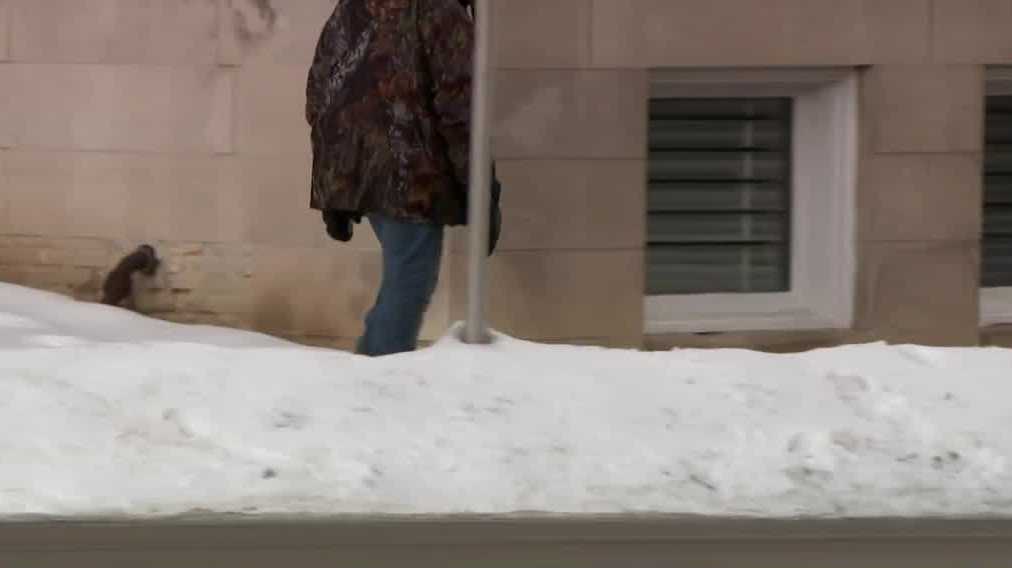 Milwaukee volunteers prepare to support homeless people amid cold snap