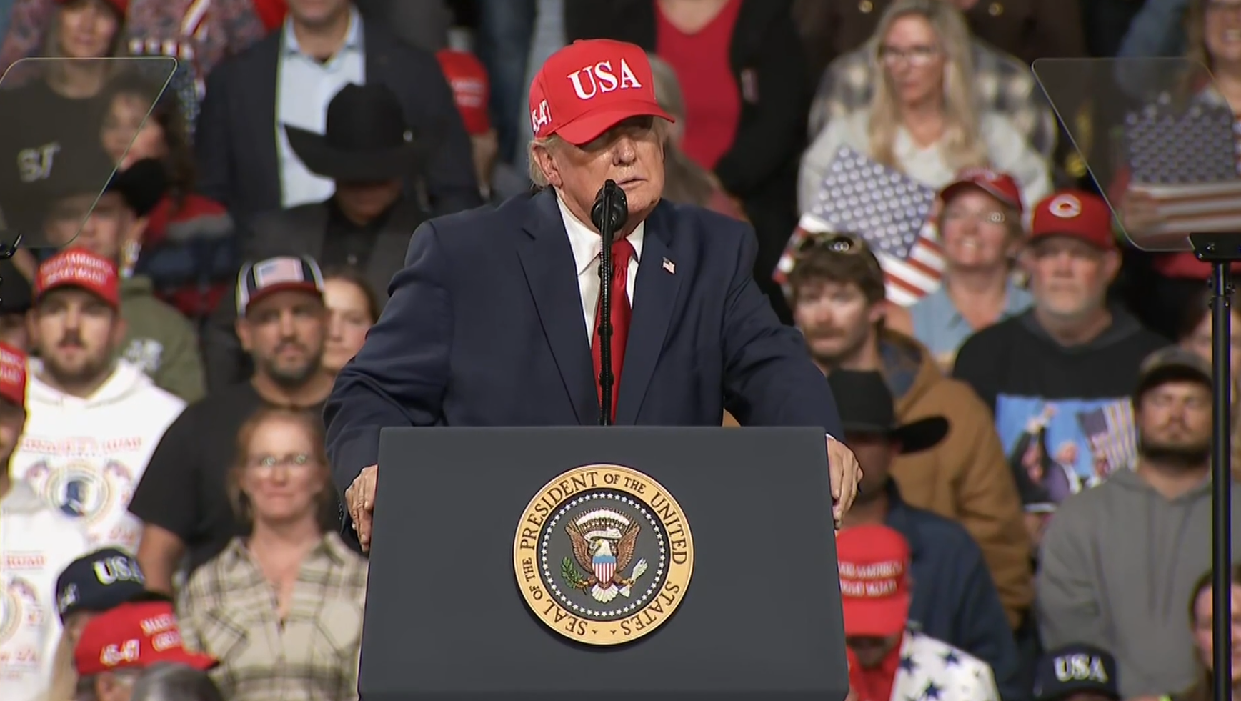 Trump visits Arizona, Montana in last-minute effort to rally Republican support ahead of midterms