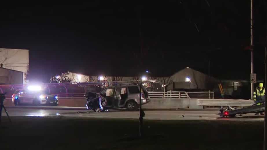 Omaha woman dies after multi-vehicle crash - KETV