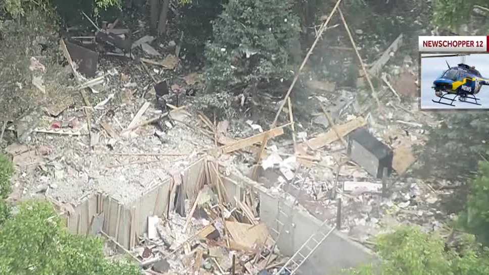 Man rescued from Walworth County rubble of house explosion dies