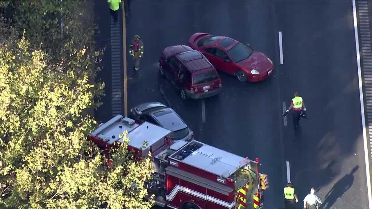 Multi-vehicle Crash Closes NB Baltimore-Washington Parkway