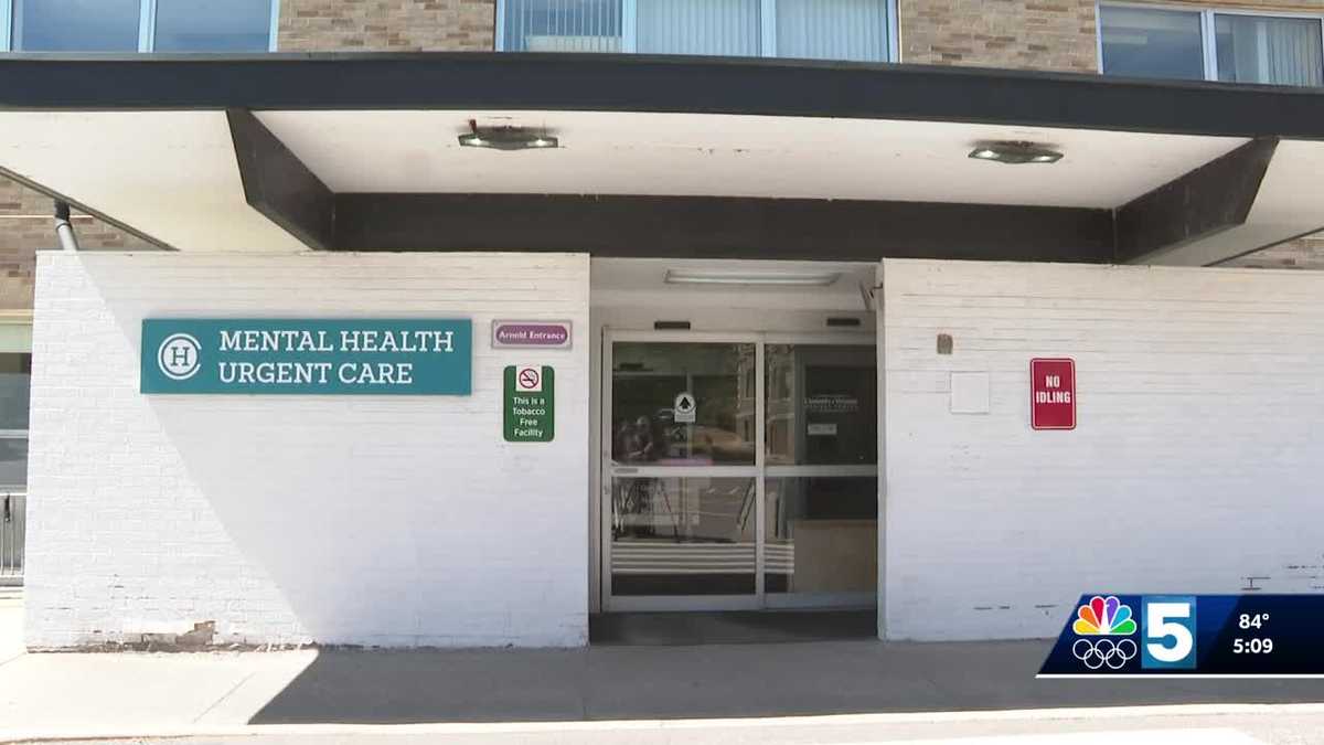 Rep. Becca Balint tours Howard Center's mental health urgent care