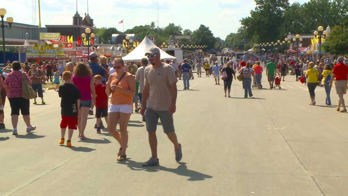 Compare Iowa State Fair attendance numbers