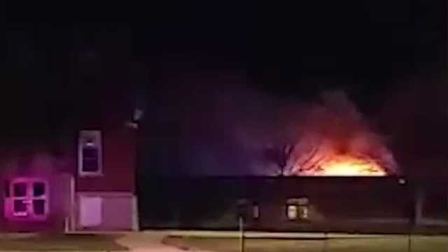 Classes canceled after fire at Adel-DeSoto-Minburn school - Vimarsana News