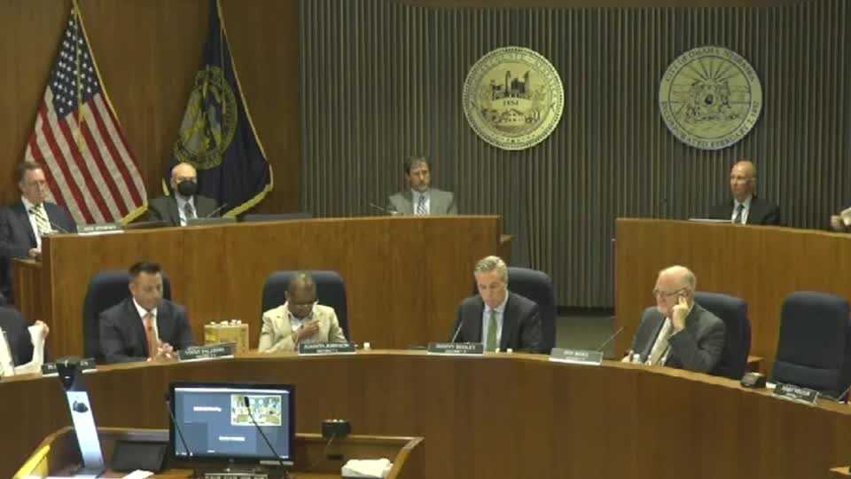 Omaha city council delays voting on 'smart loading zones' proposal