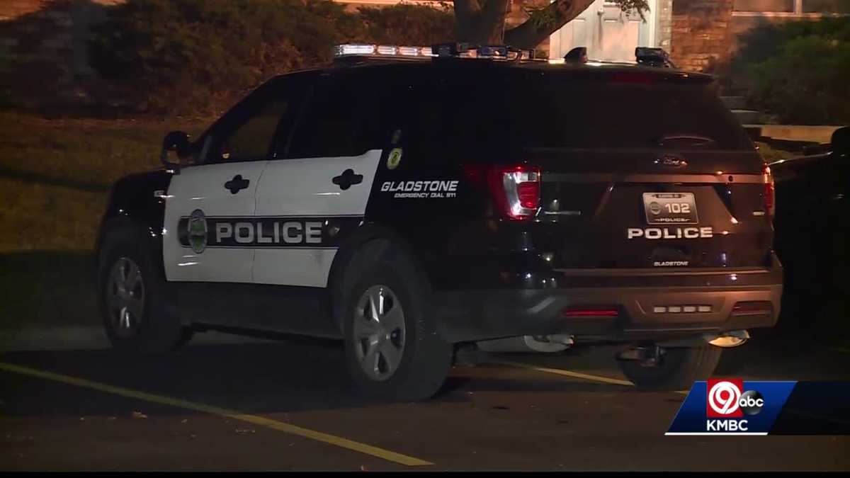 Police Gladstone 2yearold found unsecured handgun, shot himself