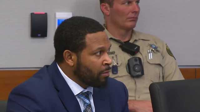 Opening statements presented in trial for man charged in deadly Des Moines crash - Vimarsana News