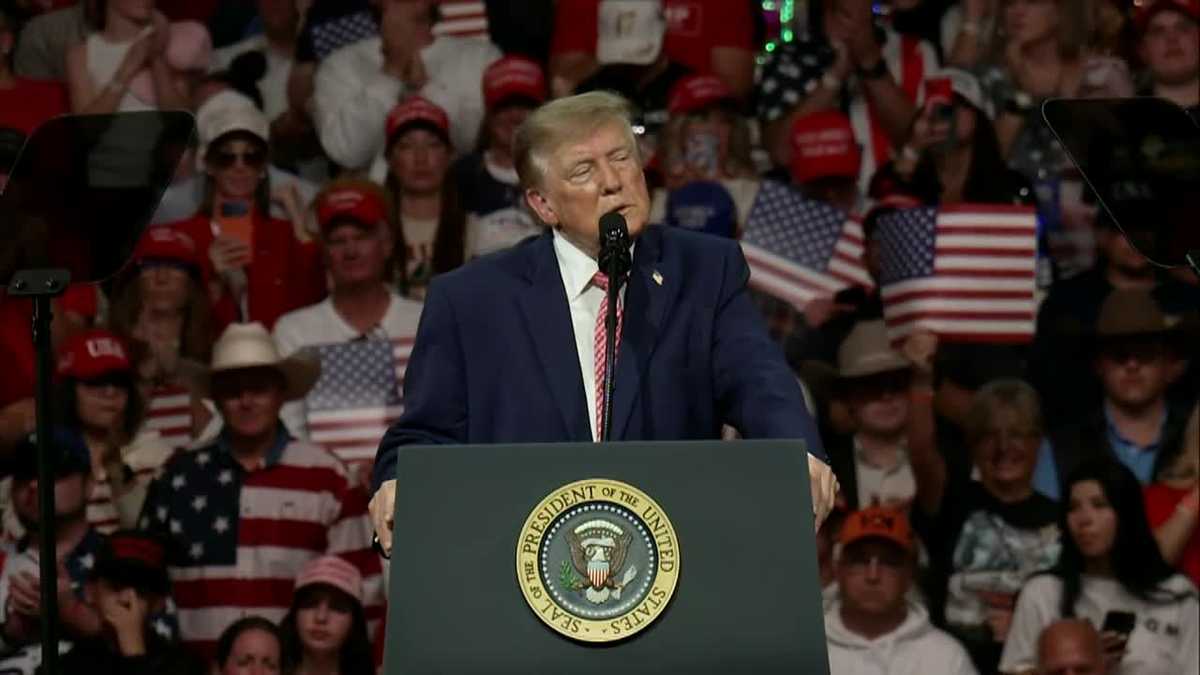 Trump rallies for Roger Marshall in tight Kansas Senate race - KMBC