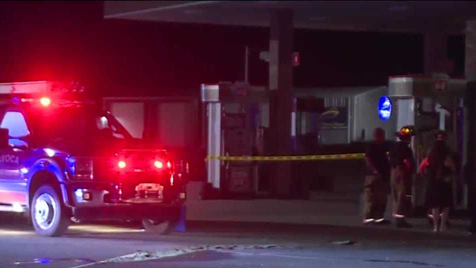 SUV crashes into Avoca convenience store