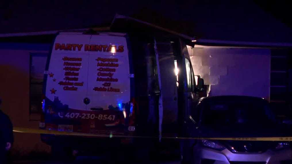 FHP: Van crashes into Orange County home, driver flees