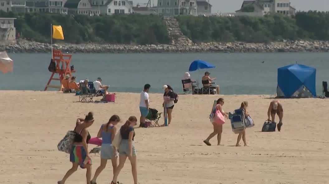 Hampton Beach prepares for busy stretch amid heat, Mass. beach closures