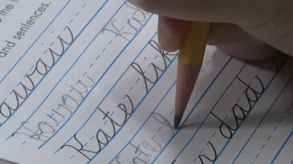 kentucky-bill-would-require-cursive-writing-be-taught-in-elementary-schools