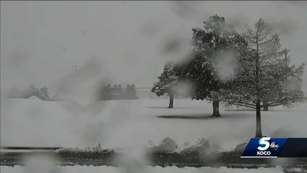 OKLAHOMA SNOW STORM: Heavy Snow Falls Across Oklahoma, Causing Slick ...