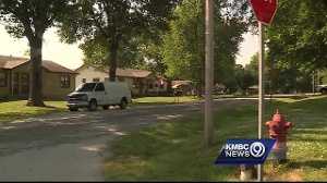 Oak Grove police look for man who approached boy