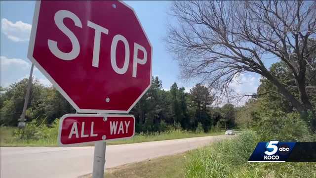 Norman intersections get upgraded signage to help protect drivers - Vimarsana News