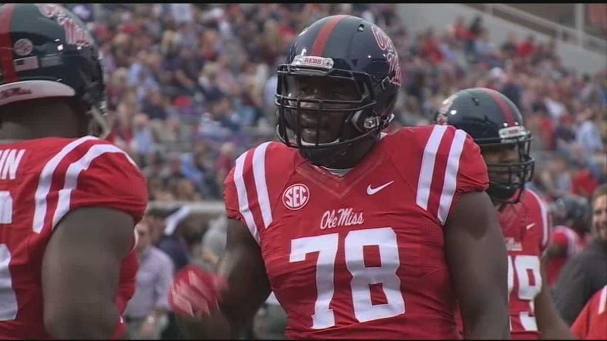 Rebels Defeat 15 Texas A&M to Bowl Eligible