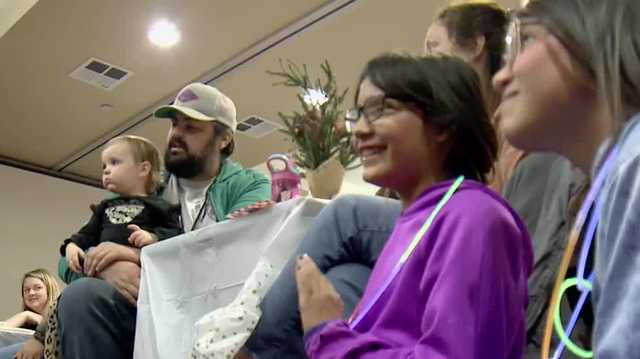 Nonprofit holds holiday celebration for families of children at UC Davis hospital - Vimarsana News