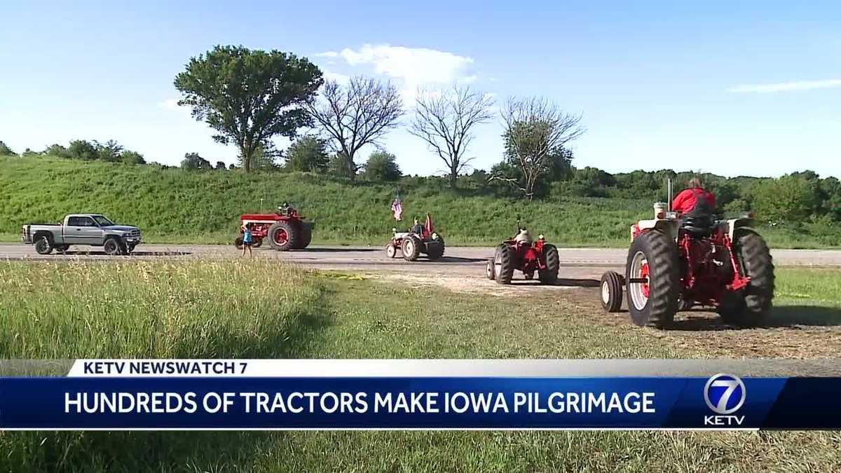 Hundreds of tractor enthusiasts gather in Council Bluffs for WHO Great