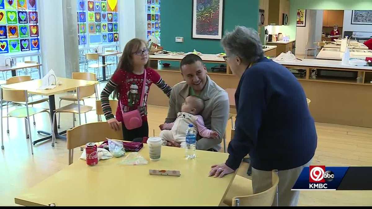 Volunteers make difference on Christmas Day at Ronald McDonald House