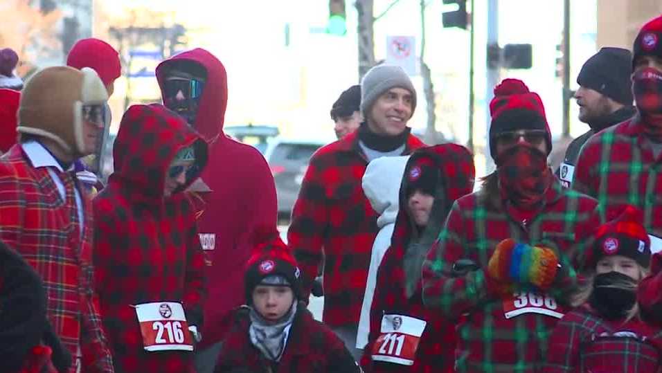 Annual Red Flannel Run takes over downtown Des Moines