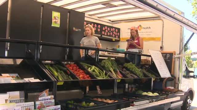 West Sac mobile farmer's market brings cheaper produce to residents - Vimarsana News