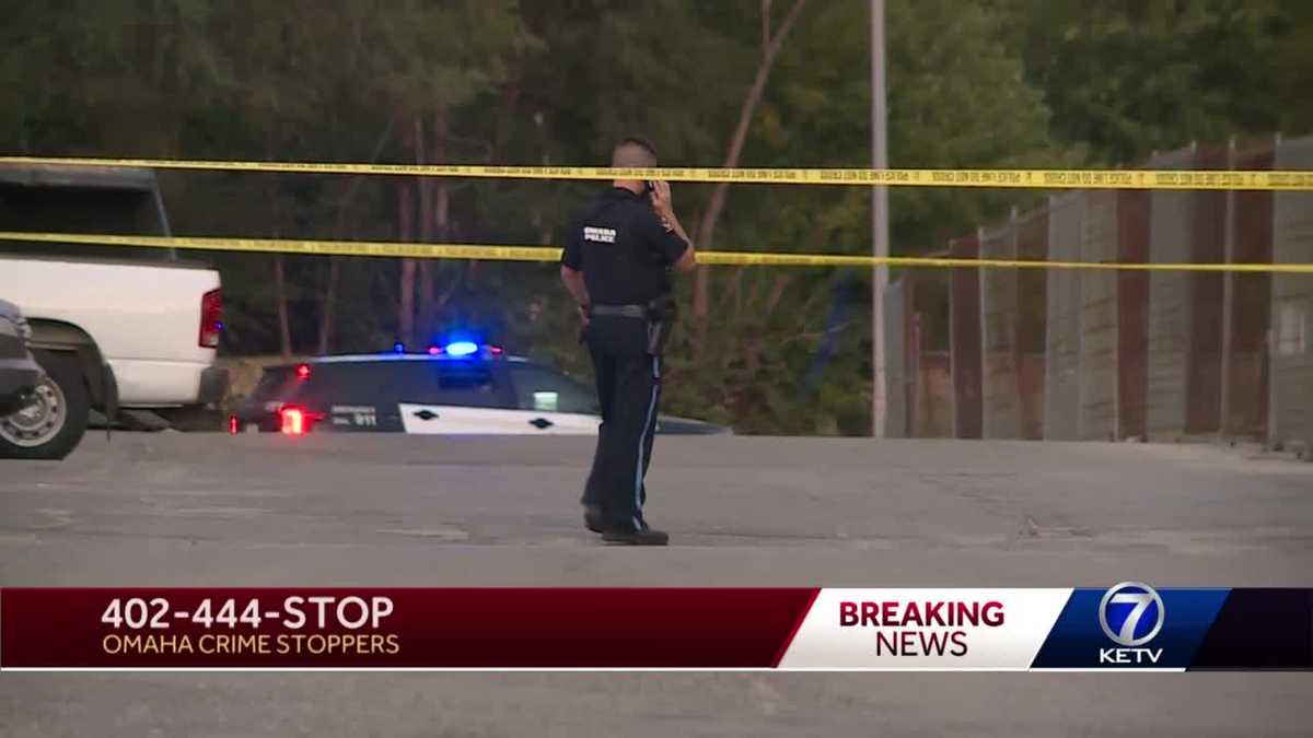 15yearold boy hurt in shooting near 16th, Burdette streets