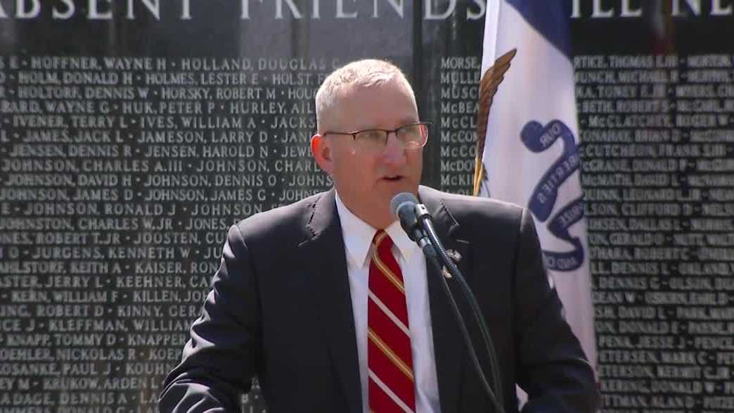 Iowa honors Vietnam veterans at restored memorial