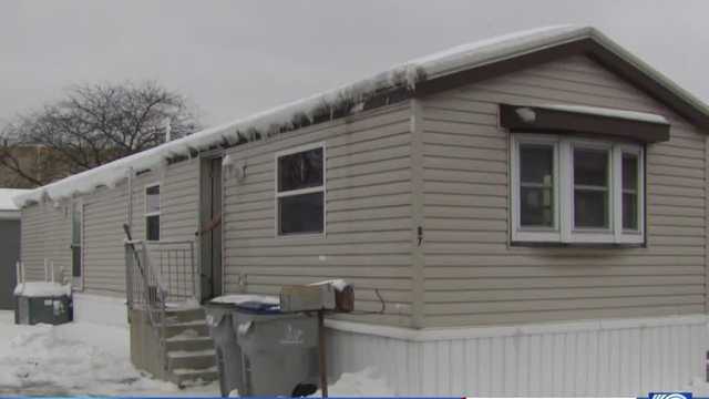 Family in mobile home without water for a week - Vimarsana News