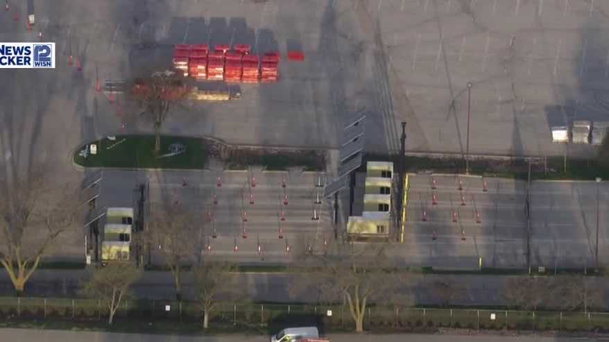 Milwaukee County Zoo launches new license plate scanning parking system