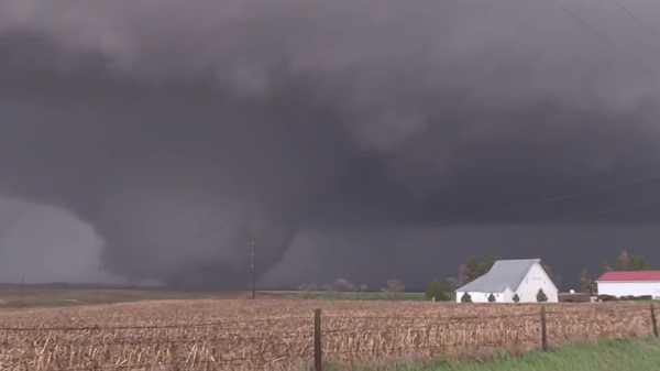 southwest iowa tornado: kcci meteorologist trey fulbright gets video of large tornado near neola