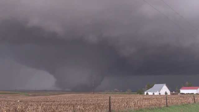 Iowa tornado: Video shows massive twister near Neola