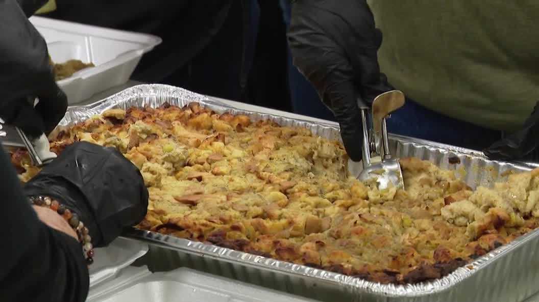 'Great way to give back': Salvation Army's annual Turkey Fest delivers hundreds of meals